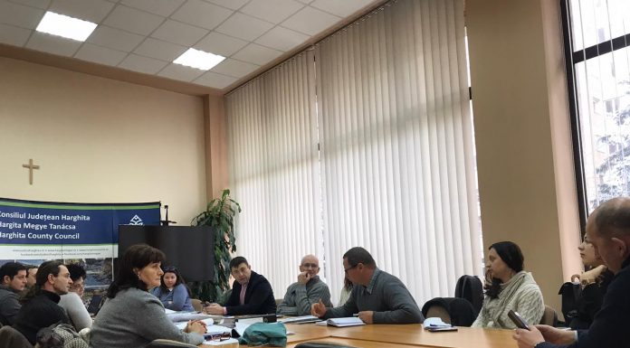 A Madarasi-Hargita csúcsának térrendezése és a szennyvízelvezetés a legfontosabbak a Hargita-hegység rendezésében