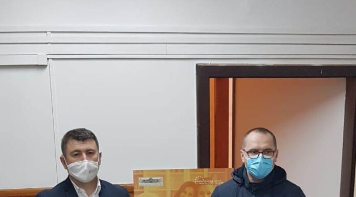 Várják a Kossuth utcai oltásközpontban a csíkszeredaiakat