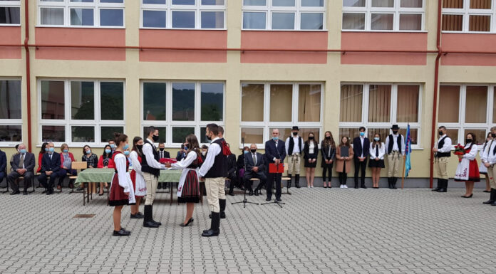 Borboly Csaba: minden fiatalra szükség van