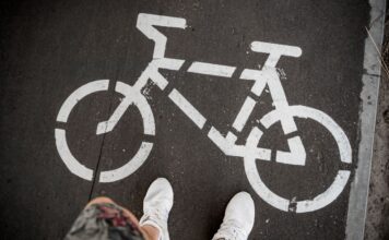 Tánczos Barna: 890 kilométer új kerékpárút épülhet Romániában, rekordidő alatt pályáztak az önkormányzatok
